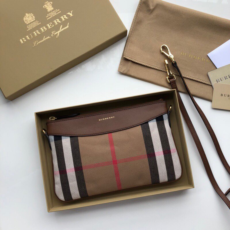 Burberry Wallets - Click Image to Close